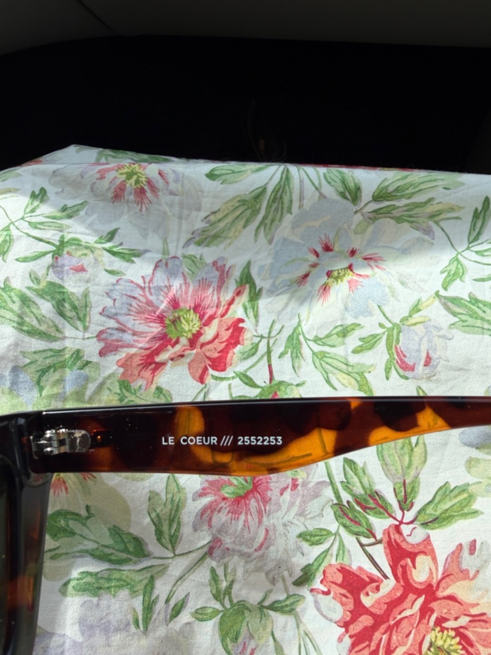 Le Specs Le Coeur Sunglasses - Picture 5 of 6